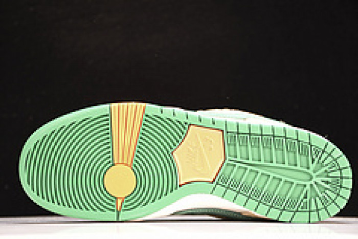 Jarritos x Nike SB Dunk Low Phantom FD0860-001