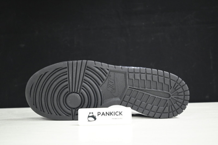 Dunk Low Black Paisley (W) - DH4401-100