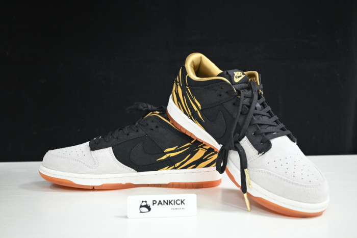 Nike Dunk Low "Year of the Tiger" is Unveiled DQ5351-001
