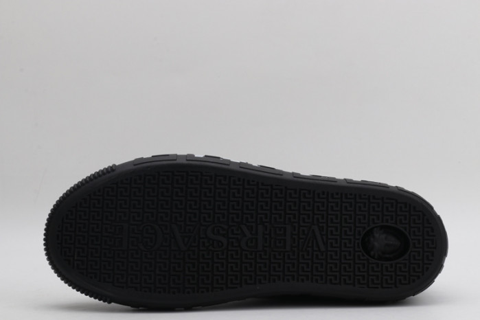 VER DESIGNER SNEAKERS