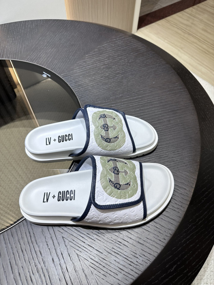 G DESIGNER SLIPPERS