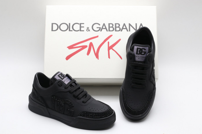 DG sneaker