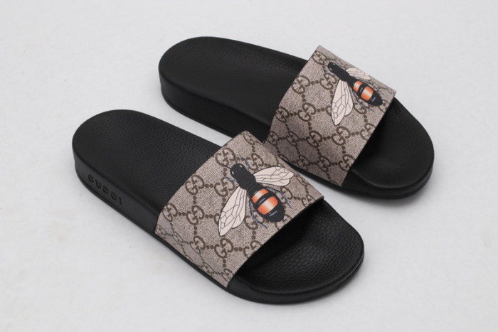 G DESIGNER SLIPPERS