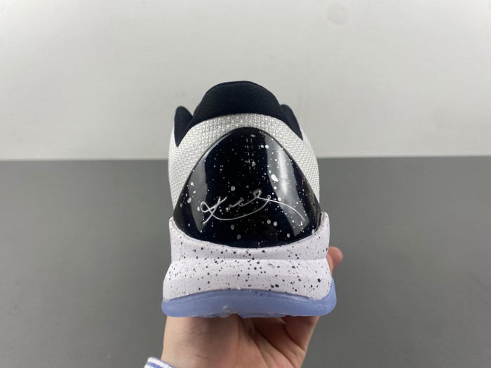 ZOOM KOBE 5 PROTRO