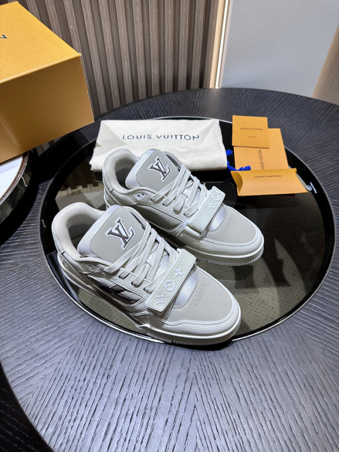 L&V SNEAKERS