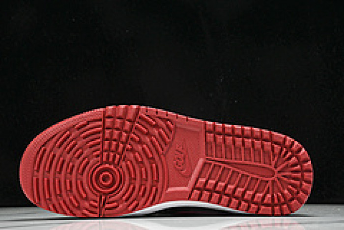 Air Jordan 1 Mule“Bred” FJ1214-001