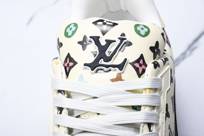 L&V SNEAKERS