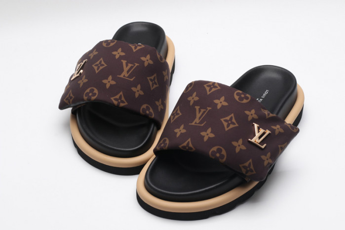L&V SLIPPERS
