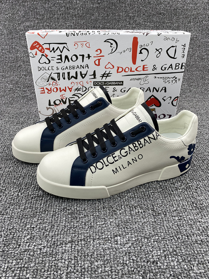 DG sneaker