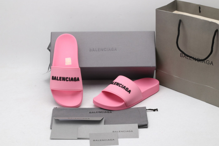 BLEN DESIGNER SLIPPERS