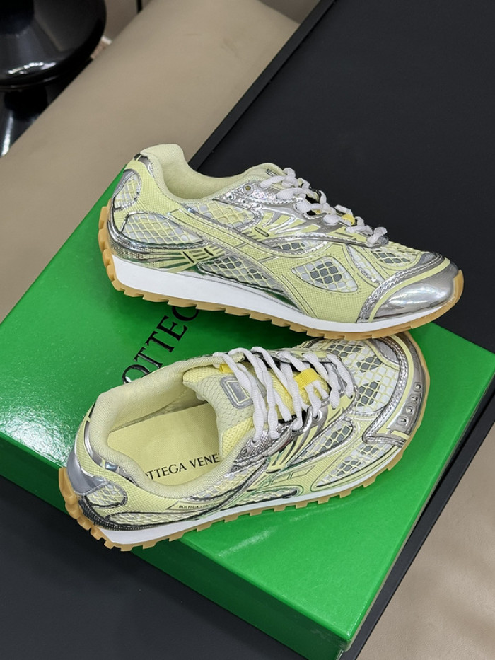BOTTEGA VENETA SNEAKER