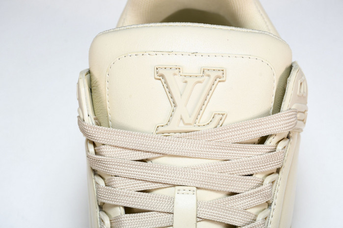 L&V SNEAKERS