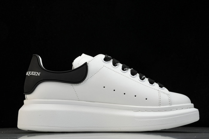 Alexander McQueen sneaker