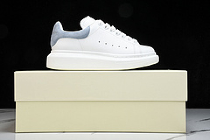 Alexander McQueen sneaker
