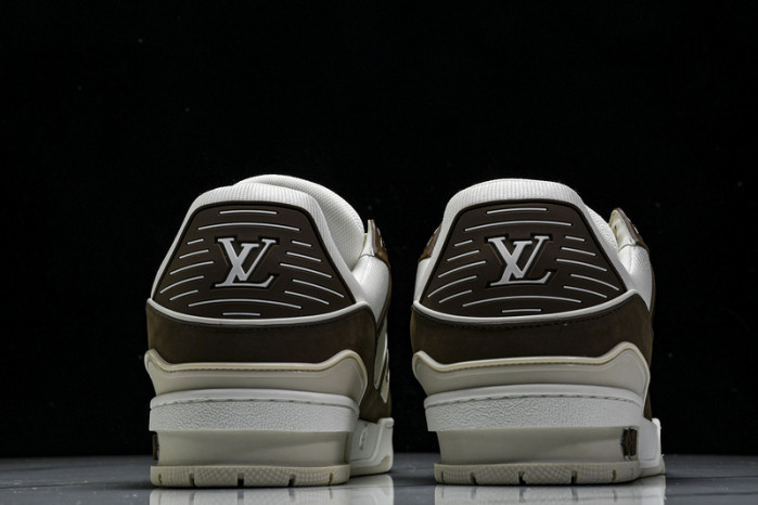 L&V SNEAKERS