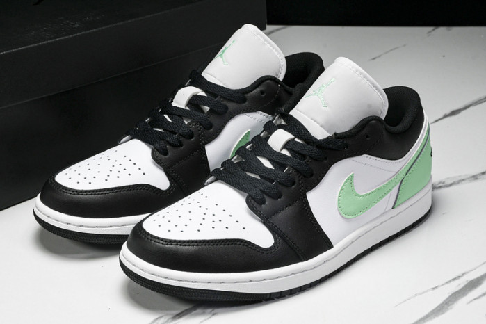 Air Jordan 1 Low 553558-131