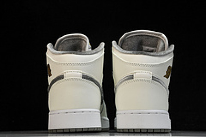Air Jordan 1 Mid SE(GS) FB9899-100
