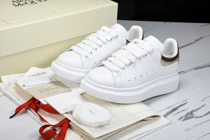 Alexander McQueen sneaker