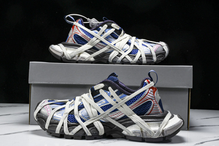 BLEN Phantom Sneaker 778698 W3XLL 0525