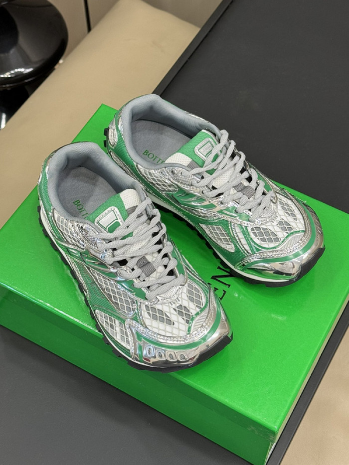 BOTTEGA VENETA SNEAKER