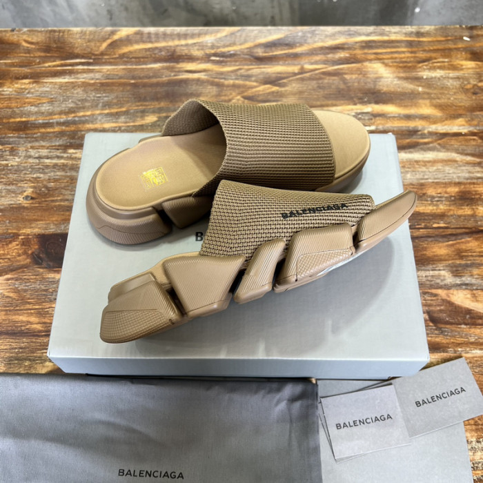 BLEN DESIGNER SLIPPERS