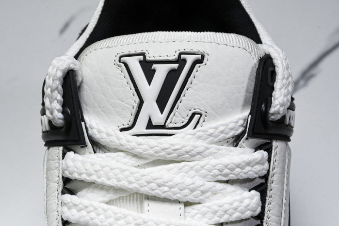 L&V SNEAKERS