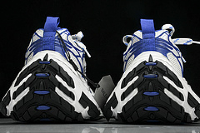 BLEN 10XL W2MV2 1490