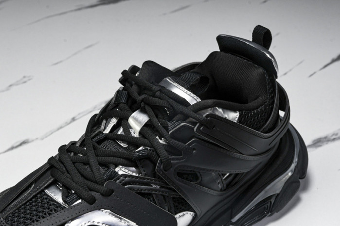 BLEN Track W2FSC 1081