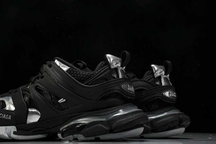 BLEN Track W2FSC 1081