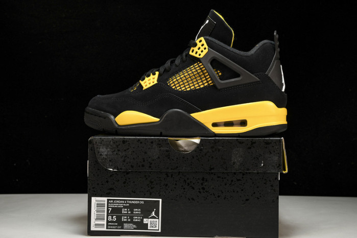 Jordan 4 Retro Thunder (2023) - DH6927-017