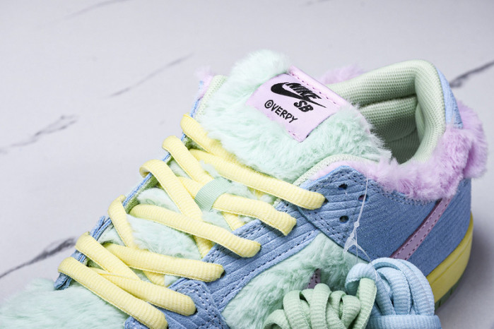 Verdy x Nike SB Dunk Low “Visty” FN6040-400