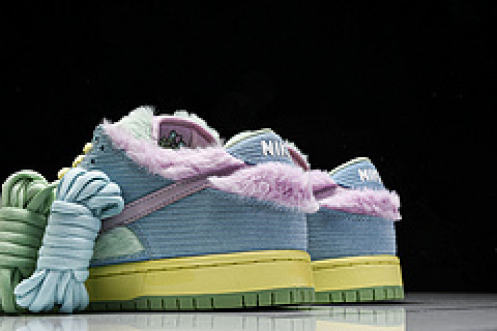 Verdy x Nike SB Dunk Low “Visty” FN6040-400