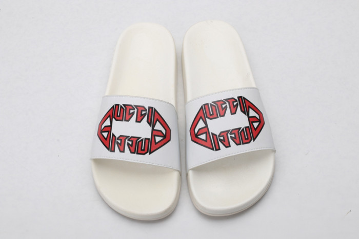 G DESIGNER SLIPPERS
