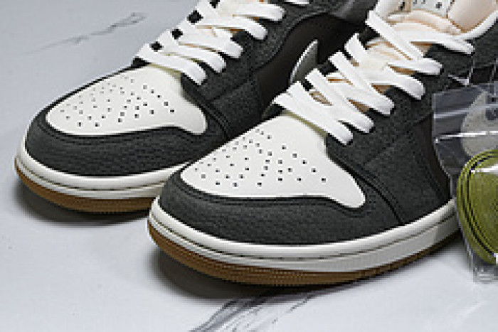 Air Jordan 1 Low SE FD0399-004
