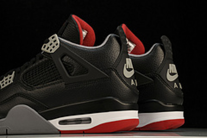 Air Jordan 4“Bred Reimagined” FV5029-006