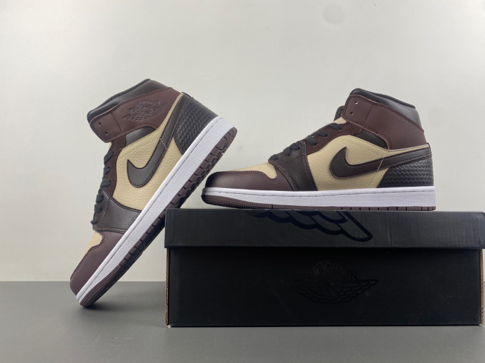 Air Jordan 1 Mid SE FZ4359-200