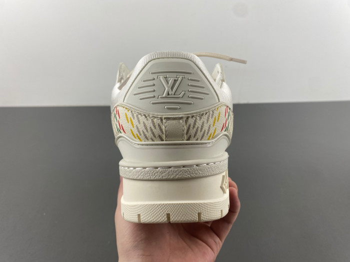 L&V SNEAKERS