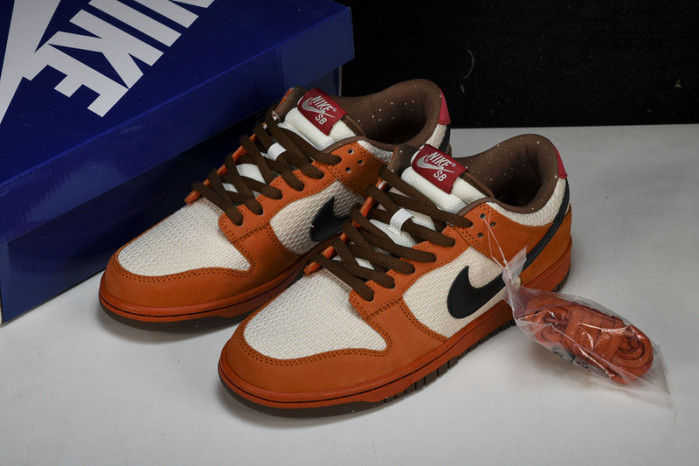 NK DUNK SB LOW PREMIUM“UN-HEMP” 313170-101