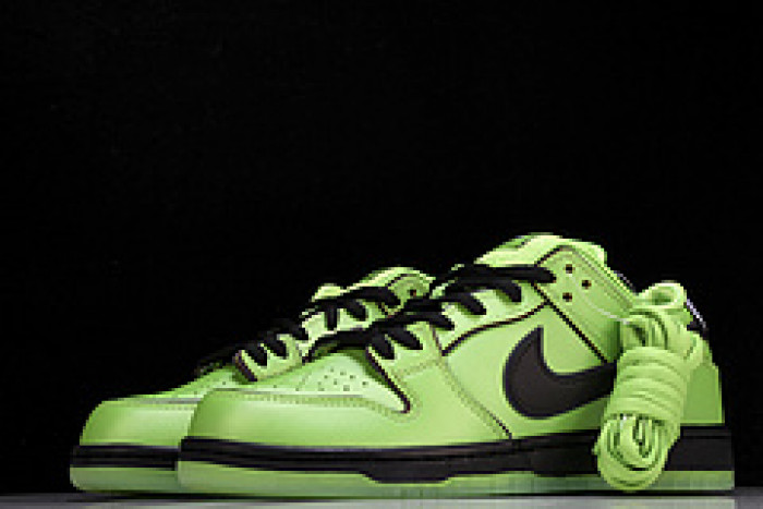 The Powerpuff Girls x NK Dunk SB Low FZ8319-300