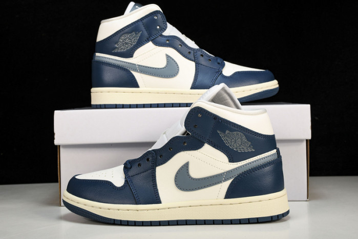 WMNS Air Jordan 1 Mid“Sky J French Blue” BQ6472-414