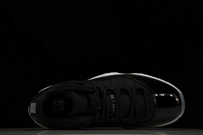 Air Jordan 11 Low "Space Jam" FV5104-004