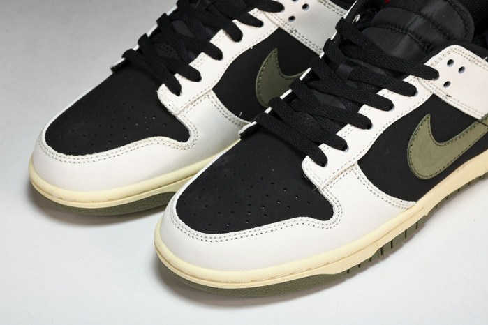 Nk Dunk Low SB 630358-106