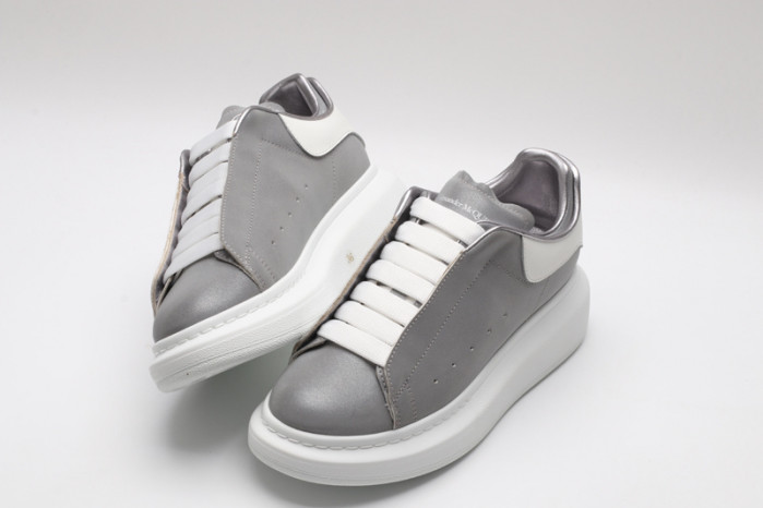 Alexander McQueen sneaker