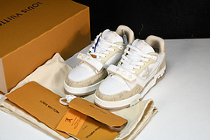 L&V SNEAKERS