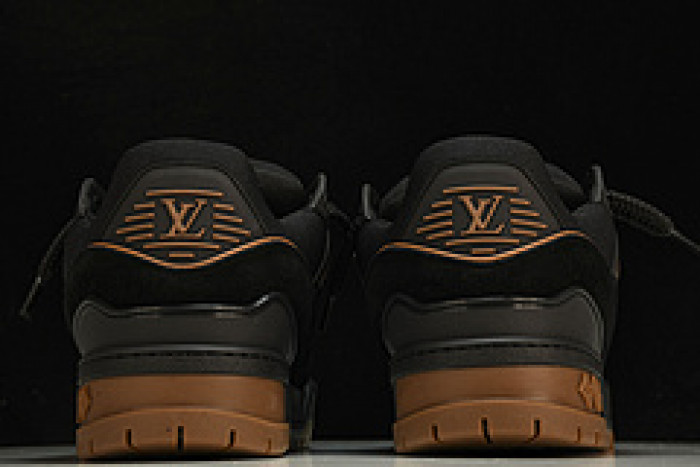 L&V SNEAKERS