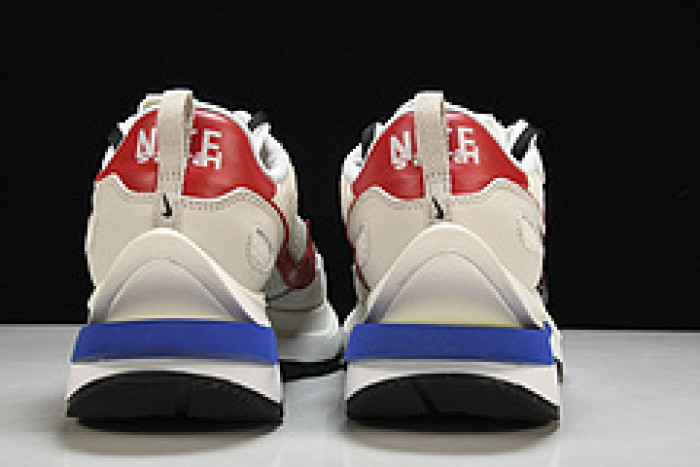 Nike Vaporwaffle Sacai Sail CV1363-100