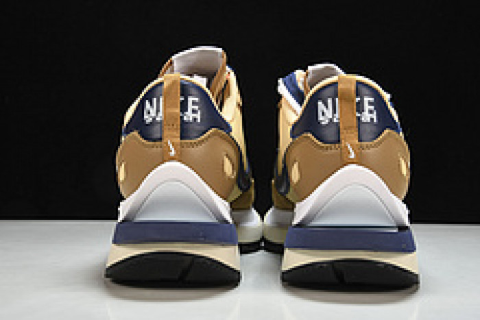 Nike Vaporwaffle sacai Sesame Blue Void-DD1875-200