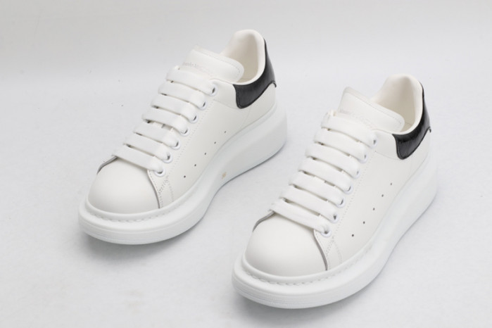 Alexander McQueen sneaker