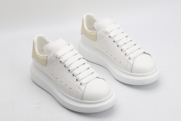 Alexander McQueen sneaker