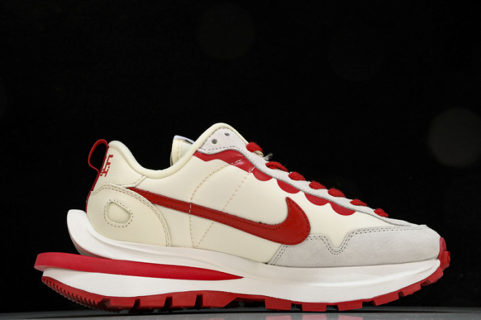 Sacai x Nk VaporWaffle 3.0 DD1875110